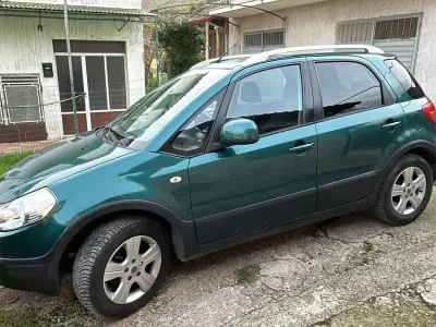 Usata Fiat Sedici Emotion 120 CV (88 kW) 2008 Verde SUV