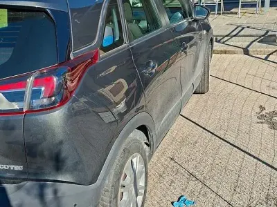 Usata Opel Crossland 2018 Grigio SUV