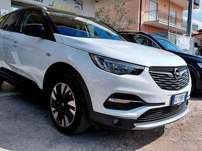 Usata Opel Grandland X Ultimate 131 CV (96 kW) 2020 Bianco SUV