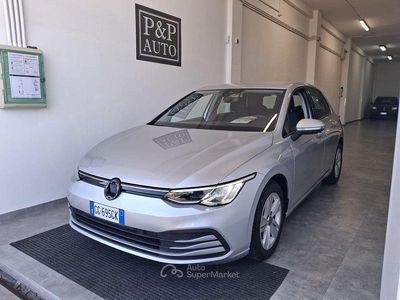 Grigio Usata 2021 VW Golf Style Berlina | 18.500 € (Buon prezzo)