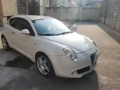 Usata Alfa Romeo MiTo 135 CV (99 kW) 2009 Bianco Utilitaria