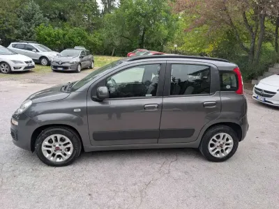 Usata Fiat Panda Lounge 69 CV (50 kW) 2017 Grigio Utilitaria