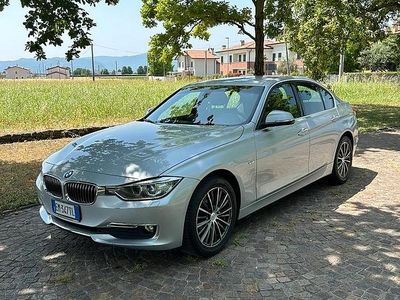 Grigio Usata 2012 BMW 318 Efficient Dynamics Berlina | 7200 € (Buon prezzo)