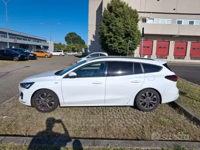 Usata Ford Focus Titanium S 120 CV (88 kW) 2022 Bianco Station wagon