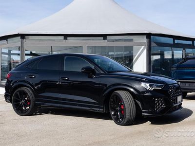 Usata Audi RS Q3 Sportback Comfort 400 CV (294 kW) 2022 Nero SUV