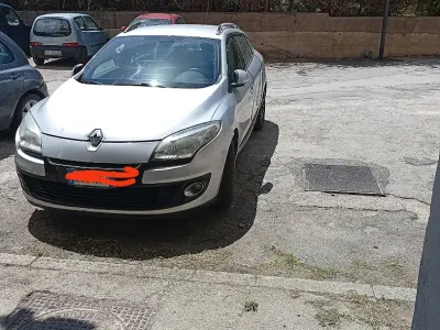 Occasion Renault Mégane GrandTour 110 PK (80 kW) 2012 Grijs Stationwagen
