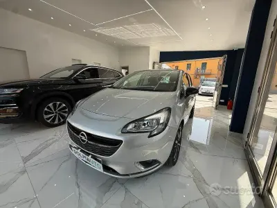Usata Opel Corsa Cosmo 70 CV (51 kW) 2018 Grigio Utilitaria