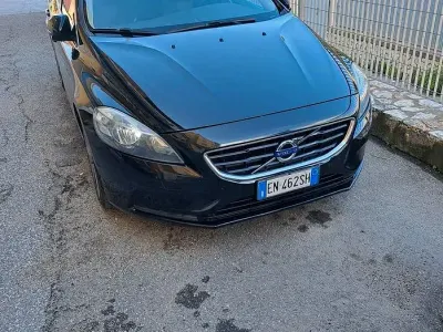 Usata Volvo V40
