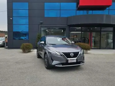 Usata Nissan Qashqai Style Edition 158 CV (116 kW) 2022 Grigio SUV