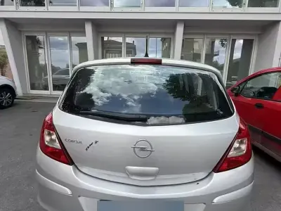 Usata Opel Corsa 60 CV (44 kW) 2007 Grigio Utilitaria