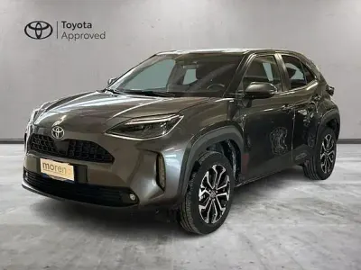 Usata Toyota Yaris Cross Trend 116 CV (85 kW) 2022 Grigio SUV