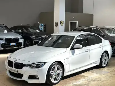 Usata BMW 330e
