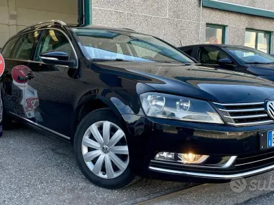 Usata VW Passat 170 CV (125 kW) 2012 Nero Station wagon