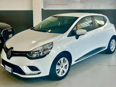 Usata Renault Clio 75 CV (55 kW) 2019 Bianco Furgone
