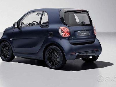Blu Usata 2021 Smart ForTwo Coupé Utilitaria | 15.900 €