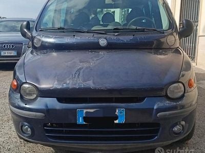 Usata Fiat Multipla 110 CV (80 kW) 2002 Blu Monovolume