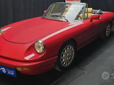 Usata Alfa Romeo Spider 122 CV (89 kW) 1990 Rosso Cabrio