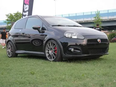 Usata Abarth Grande Punto 179 CV (131 kW) 2010 Utilitaria