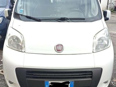 Usata Fiat Qubo Trekking 69 CV (50 kW) 2012 Bianco Monovolume