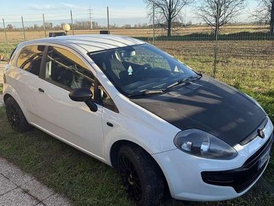 Usata Fiat Punto Evo Dynamic 69 CV (50 kW) 2010 Utilitaria