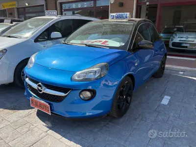 Usata Opel Adam 87 CV (63 kW) 2016 Blu Utilitaria