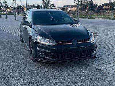 Usata VW Golf VII GTI 245 CV (180 kW) 2021 Nero Utilitaria