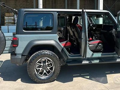 Usata Jeep Wrangler Rubicon 272 CV (200 kW) 2024 Verde SUV