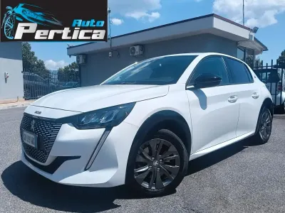 Usata Peugeot e-208