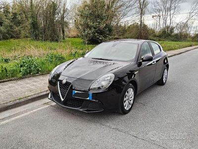Usata Alfa Romeo Giulietta 120 CV (88 kW) 2018 Nero Utilitaria