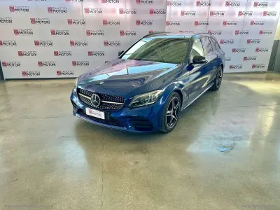 Usata Mercedes C180 Premium 194 CV (142 kW) 2020 Blu/azzurro Station wagon