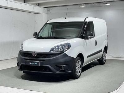 Usata Fiat Doblò Lounge 95 CV (69 kW) 2020 Bianco Monovolume