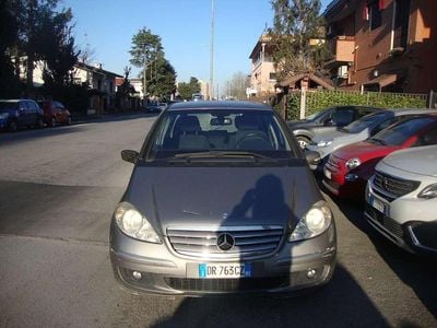 Usata Mercedes A150 Elegance 95 CV (69 kW) 2008 Grigio Monovolume