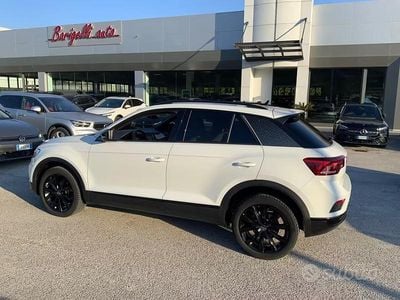Usata VW T-Roc Advance 116 CV (85 kW) 2021 Bianco SUV