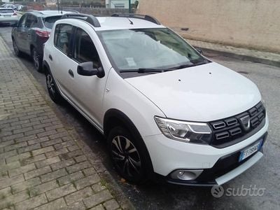 Usata Dacia Sandero Acces 95 CV (69 kW) 2018 Bianco Berlina