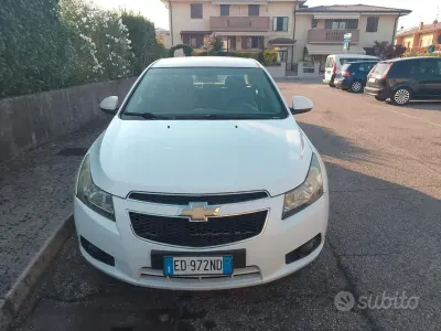 Usata Chevrolet Cruze 150 CV (110 kW) 2010 Bianco Berlina