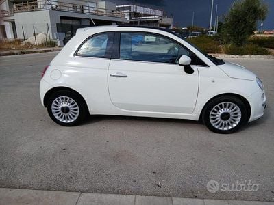 Usata Fiat 500 Lounge 69 CV (50 kW) 2011 Bianco Utilitaria