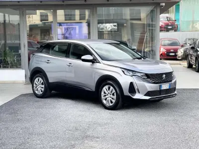 Usata Peugeot 3008 Business-Line 131 CV (96 kW) 2021 Grigio SUV