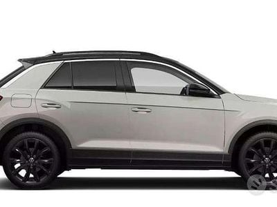 Usata VW T-Roc Life 115 CV (84 kW) 2023 SUV