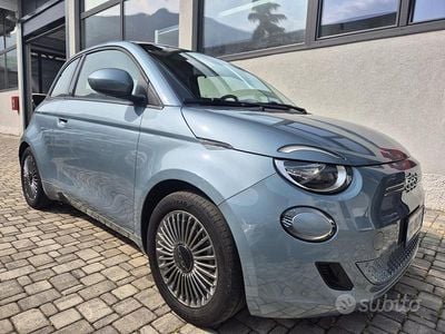 Usata Fiat 500e Icon 86 kW (118 CV) 2021 Blu Berlina