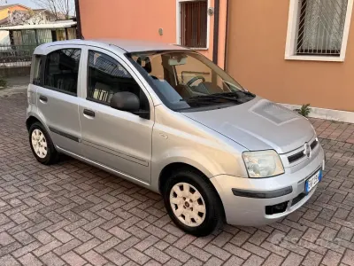 Usata Fiat Panda 69 CV (50 kW) 2011 Grigio Utilitaria
