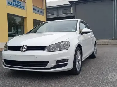 Second-hand VW Golf VII Sound 86 CP (63 kW) 2014 Alb Berlinǎ