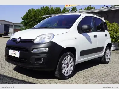 Usata Fiat Panda 4x4 Pop 86 CV (63 kW) 2020 Bianco Utilitaria