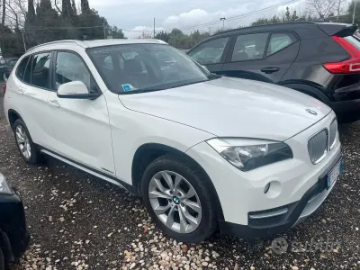 Käytetty BMW X1 116 HP (85 kW) 2013 Valkoinen Katumaasturi
