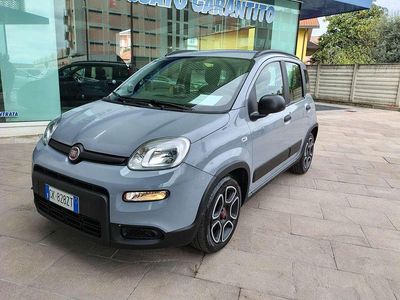 Begagnad Fiat Panda City Life 70 HK (51 kW) 2022 Grå Halvkombi