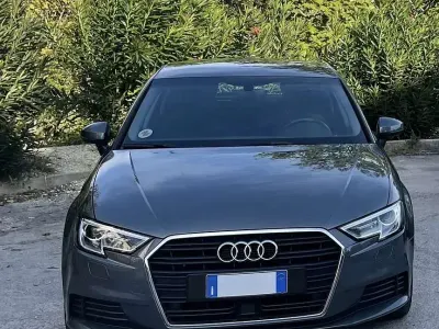 Usata Audi A3 Business 110 CV (80 kW) 2018 Berlina