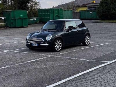 Usata Mini Cooper 116 CV (85 kW) 2004 Verde Utilitaria