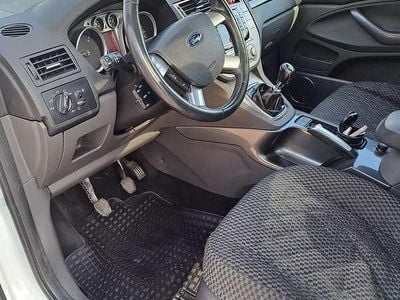 Usata Ford Kuga Titanium 136 CV (100 kW) 2010 Bianco SUV