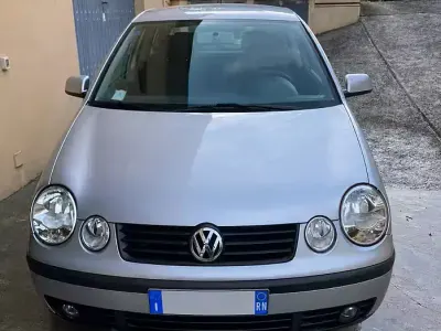 Usata VW Polo 54 CV (39 kW) 2003 Grigio Berlina