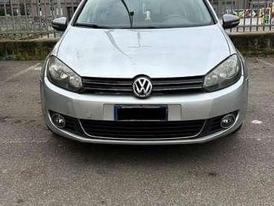 Usata VW Golf VI Comfortline 122 CV (89 kW) 2010 Argento Utilitaria