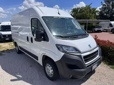 Usata Peugeot Boxer 140 CV (102 kW) 2021 Bianco Furgone
